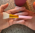 Mask Applicator